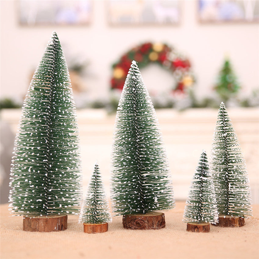 Christmas pine needle tree decoration | LUXETHREAD