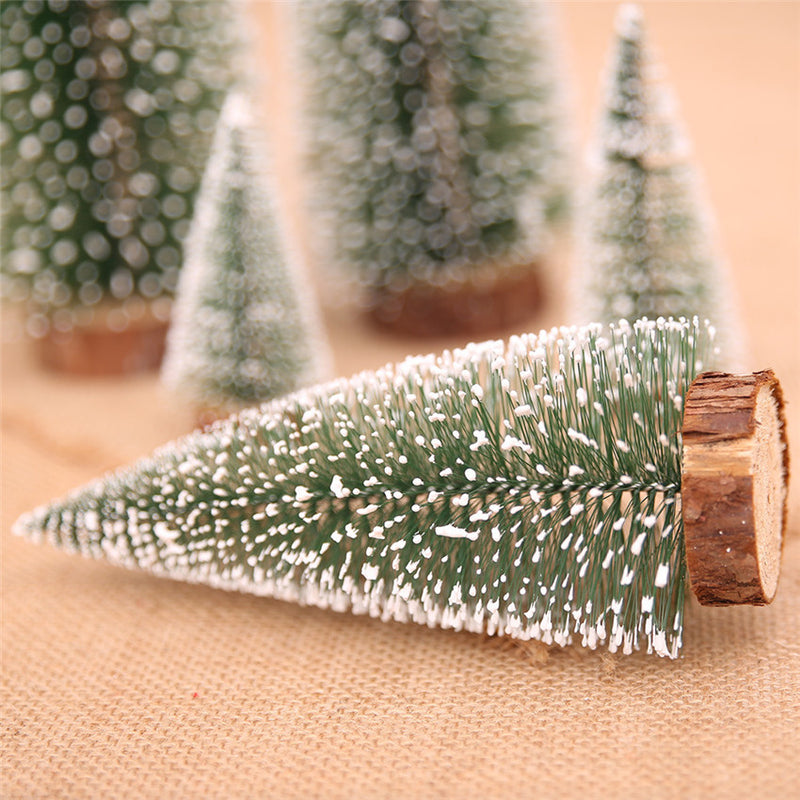 Christmas pine needle tree decoration | LUXETHREAD