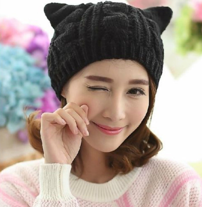 Hand Made 3D Cute Knitted Cat Ear Beanie For Winter | LUXETHREAD