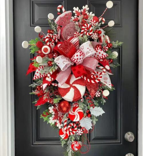 Christmas Door Hanging Christmas Wall Decoration | LUXETHREAD